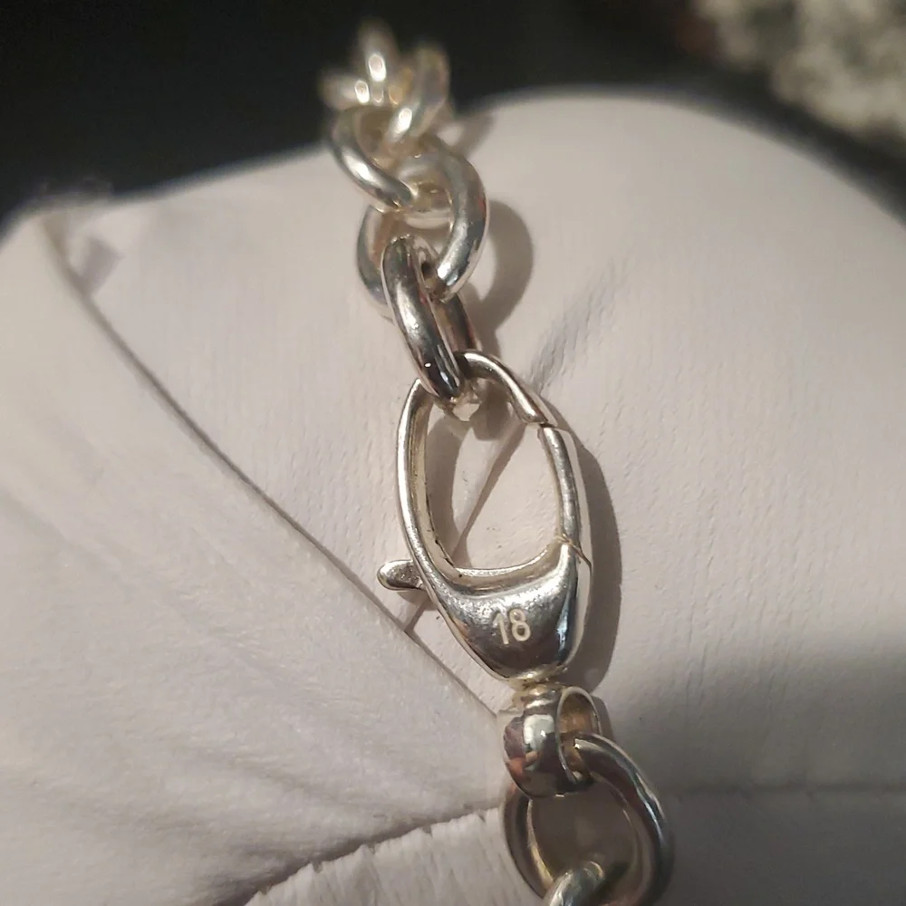 Gucci Heart Bracelet - Picture 6 of 12